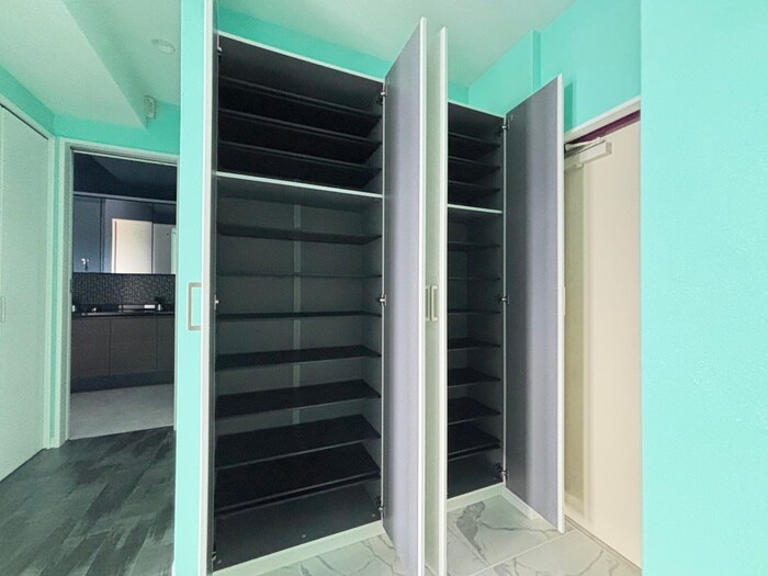 物件内観写真16　(靴箱)