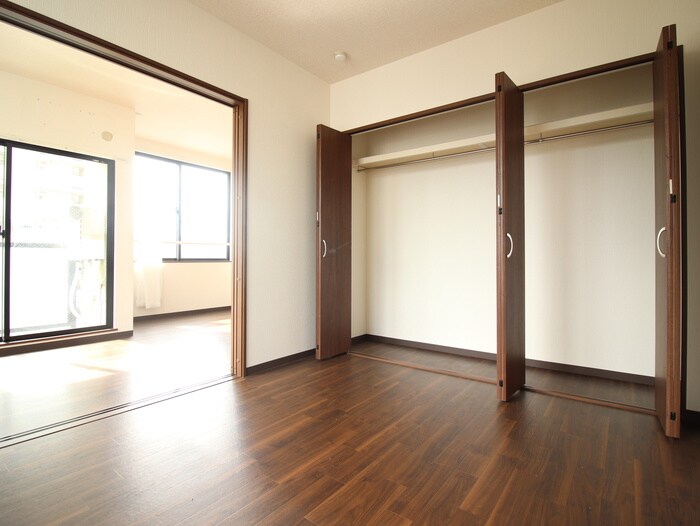 物件内観写真11　(居室)