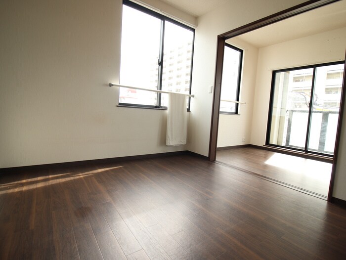 物件内観写真12　(居室)