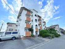 ロイヤルハイツの外観写真