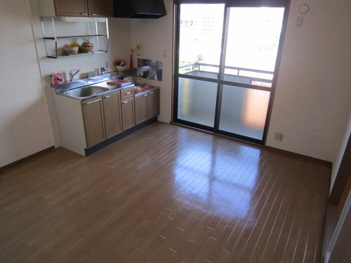 物件内観写真9　(居室)