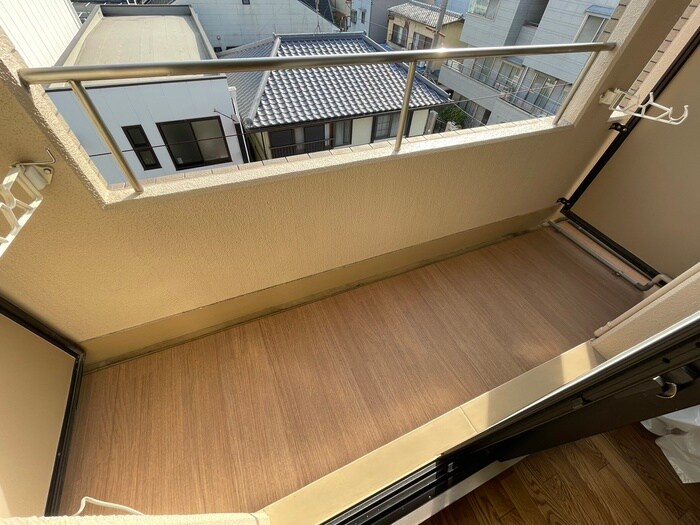 物件内観写真21　(室内からの展望)