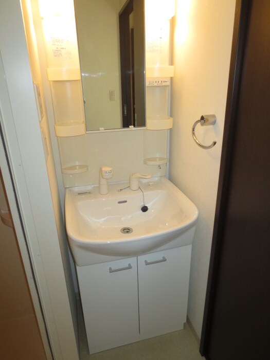 物件内観写真11　(洗面)