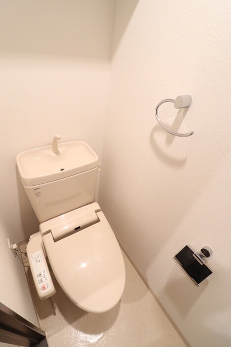 物件内観写真14　(トイレ)