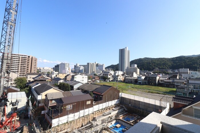 物件内観写真18　(室内からの展望)