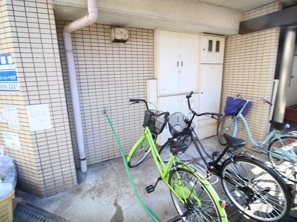 駐輪場