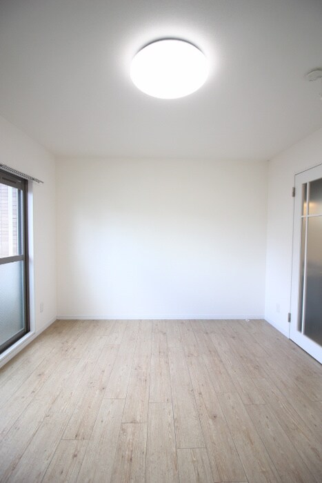 物件内観写真11　(居室)