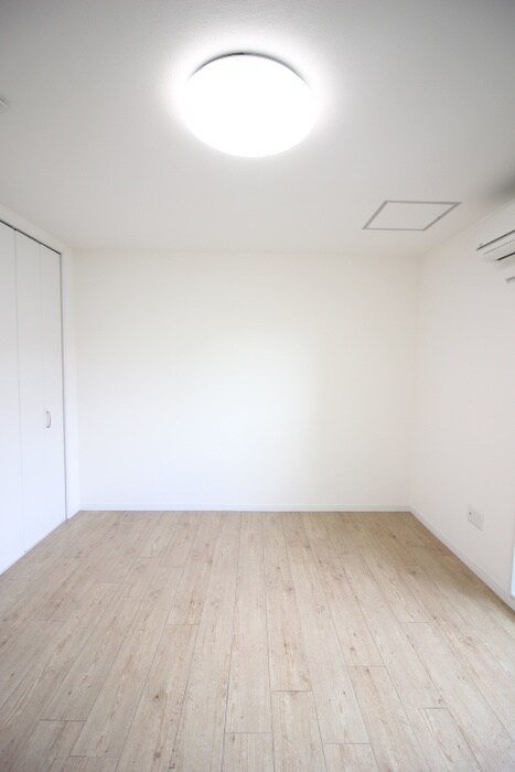物件内観写真12　(居室)