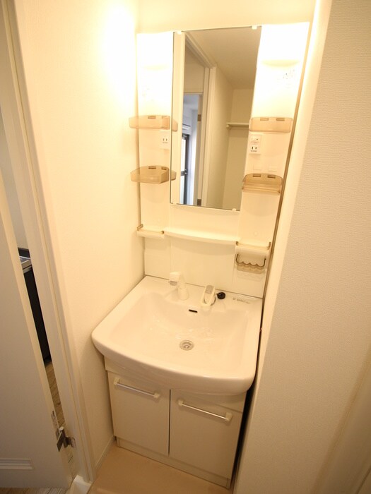 物件内観写真12　(洗面)