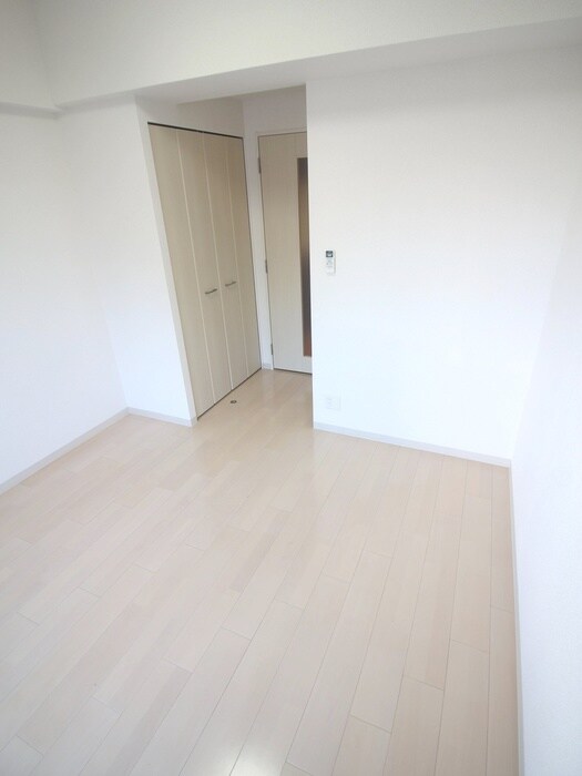 物件内観写真15　(居室)