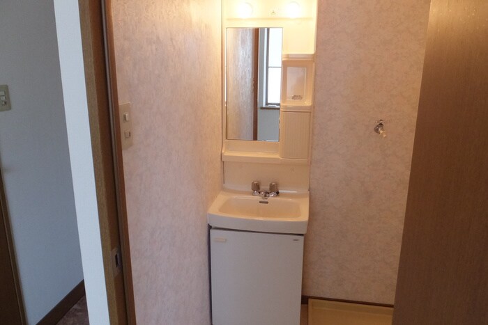 物件内観写真10　(洗面)