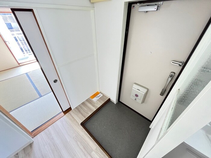 物件内観写真20　(玄関)