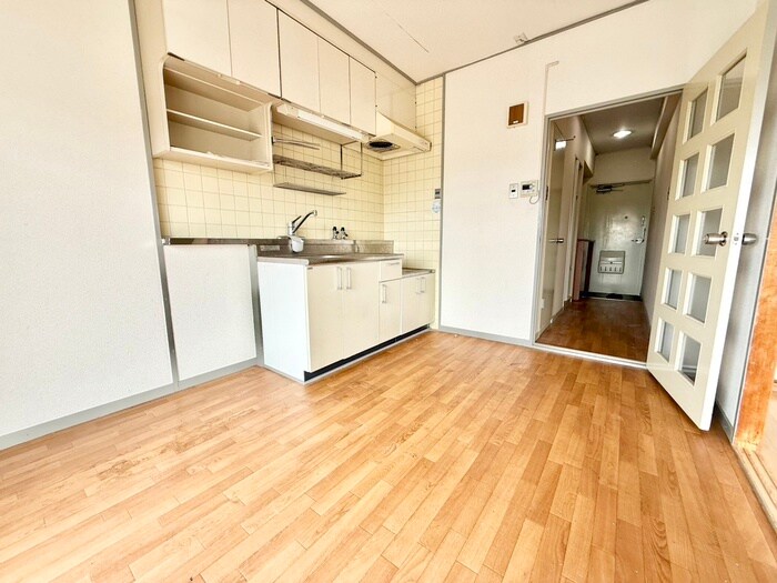 物件内観写真5　(居室)