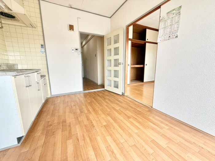 物件内観写真18　(居室)