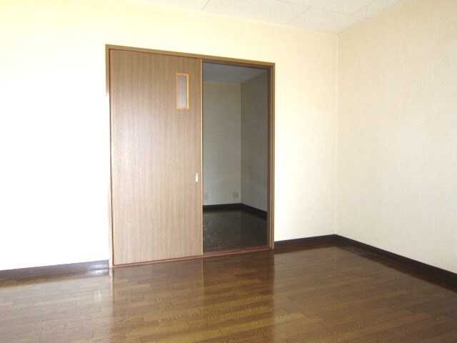 物件内観写真15　(居室)