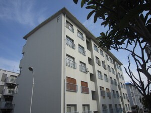 名谷農住Ｆ棟外観写真