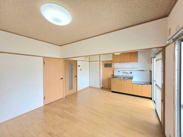 物件内観写真19　(居室)