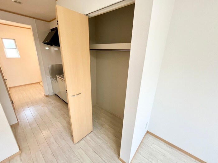物件内観写真11　(収納)