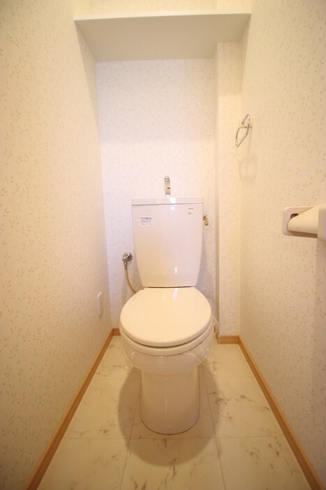 物件内観写真12　(トイレ)