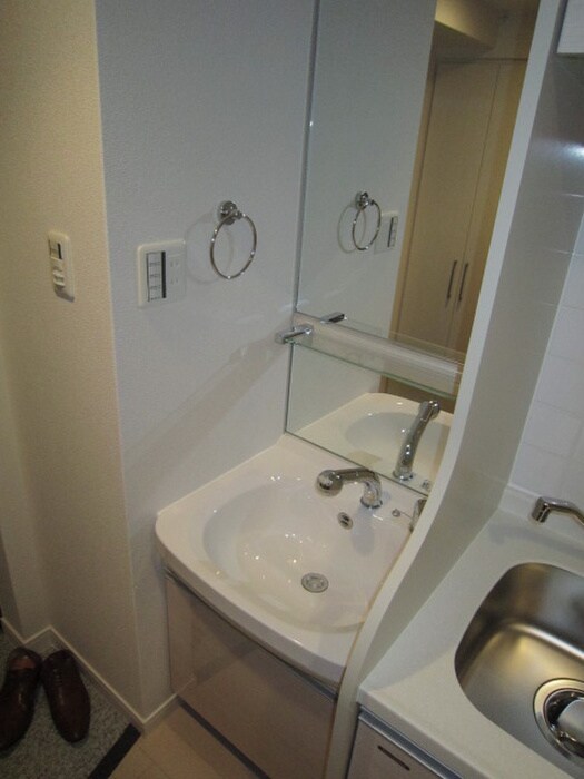 物件内観写真6　(洗面)