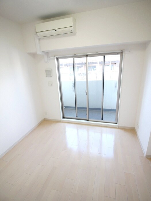 物件内観写真12　(居室)