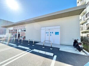 本屋敷テナント外観写真
