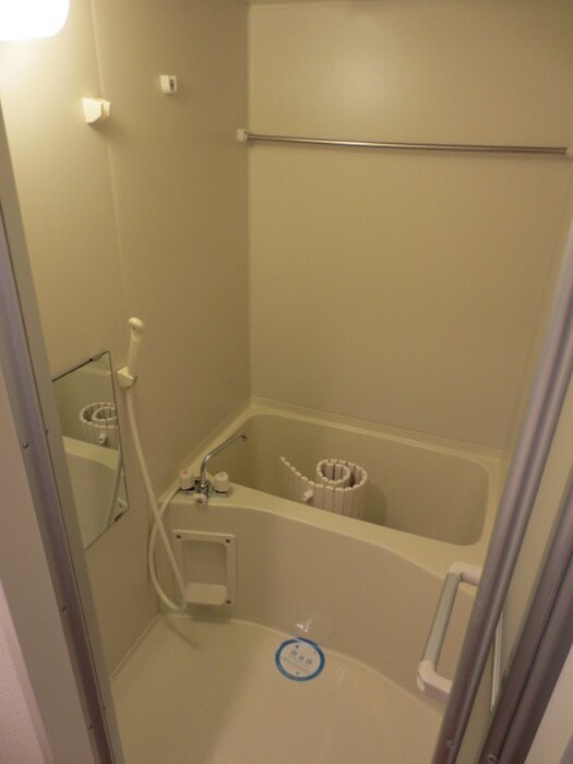 物件内観写真10　(バス／シャワールーム等)