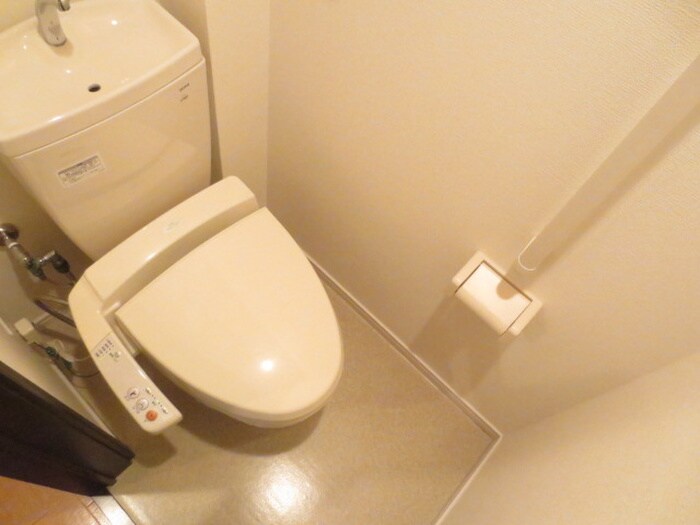 物件内観写真10　(トイレ)