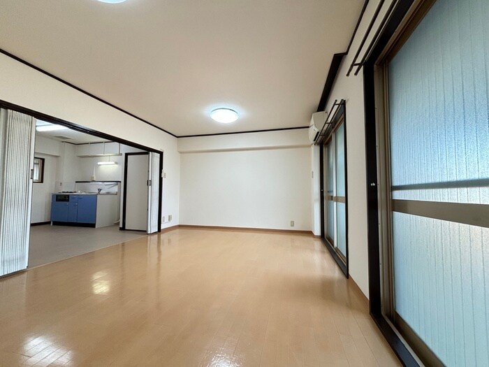 物件内観写真10　(居室)