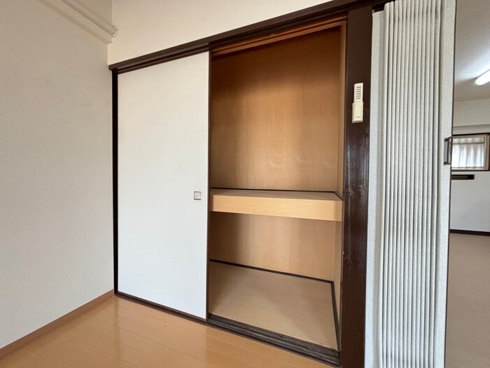 物件内観写真11　(居室)