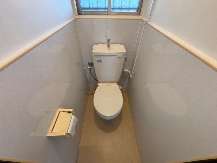 物件内観写真14　(トイレ)