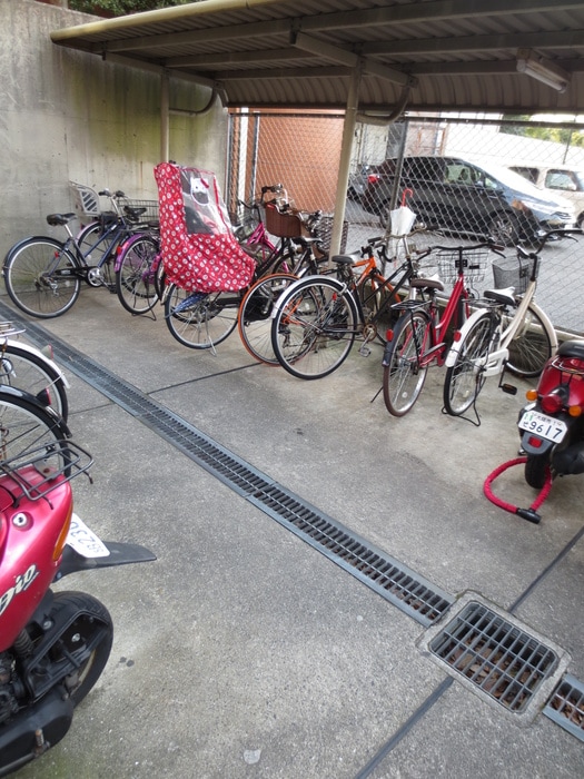 グランドハイツの駐輪場