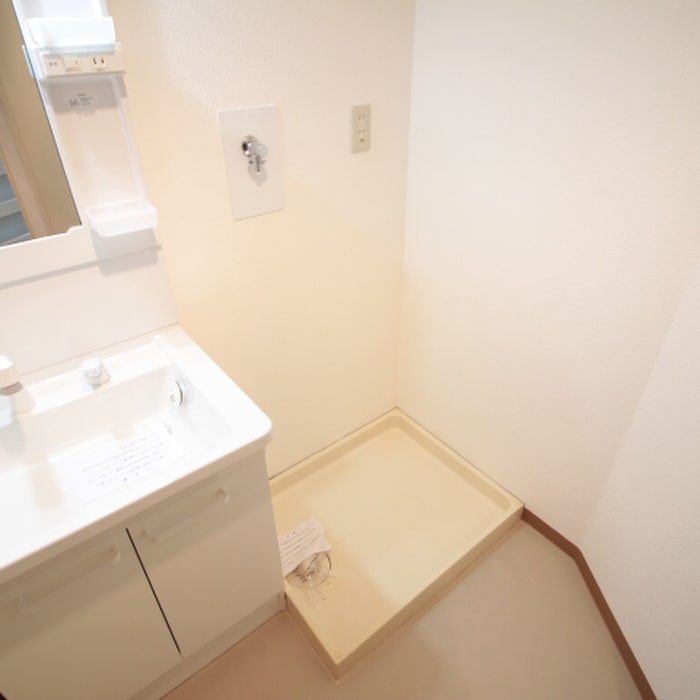 グランドハイツの洗濯機置場