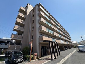 アルカサール美園外観写真