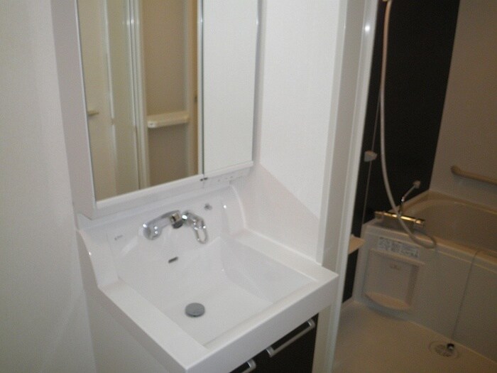 物件内観写真10　(洗面)
