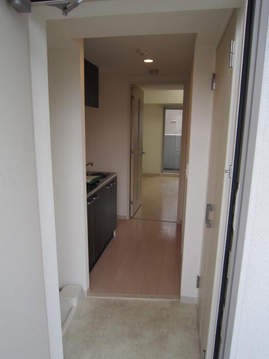 物件内観写真7　(玄関)