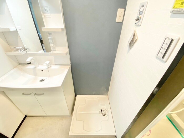 物件内観写真17　(洗濯機置場)