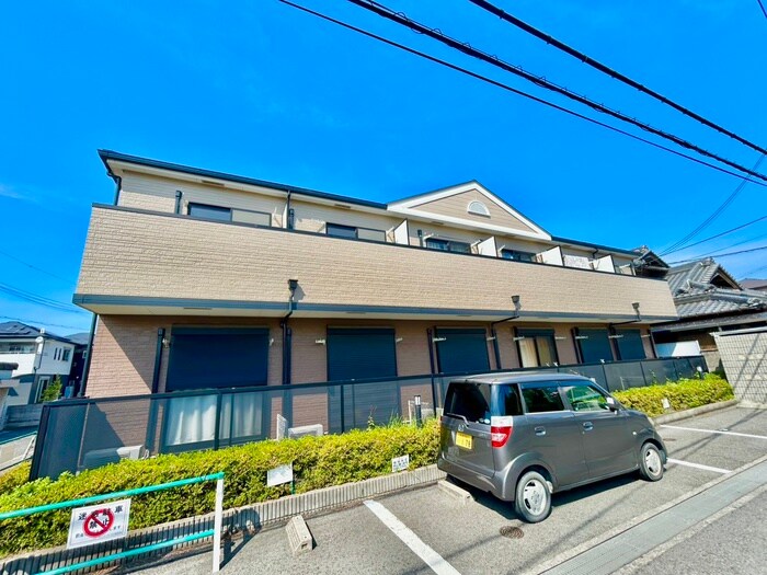 物件外観写真6　(外観写真)