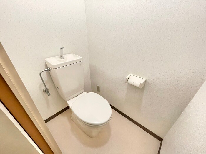 物件内観写真10　(トイレ)