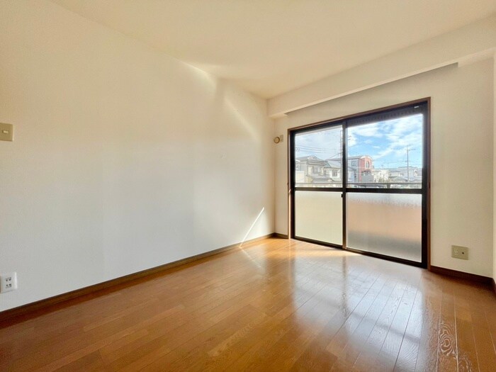 物件内観写真13　(居室)