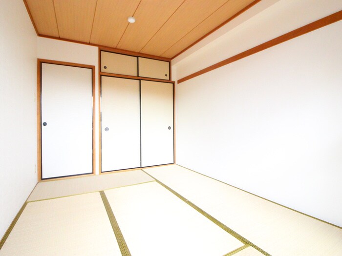 物件内観写真14　(居室)