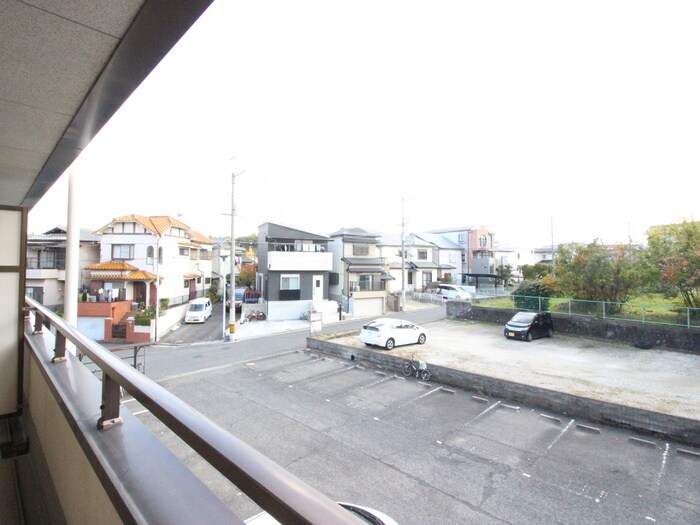 物件内観写真18　(室内からの展望)