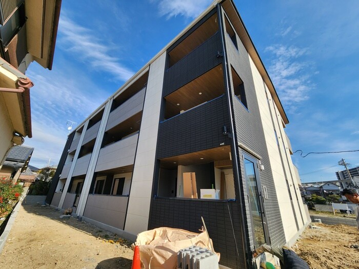 物件外観写真1　(外観写真)