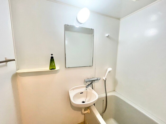 物件内観写真13　(洗面)