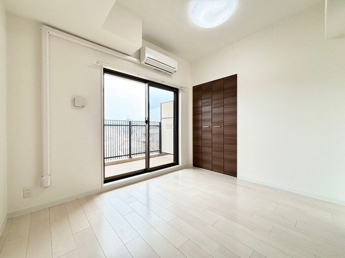 物件内観写真11　(居室)