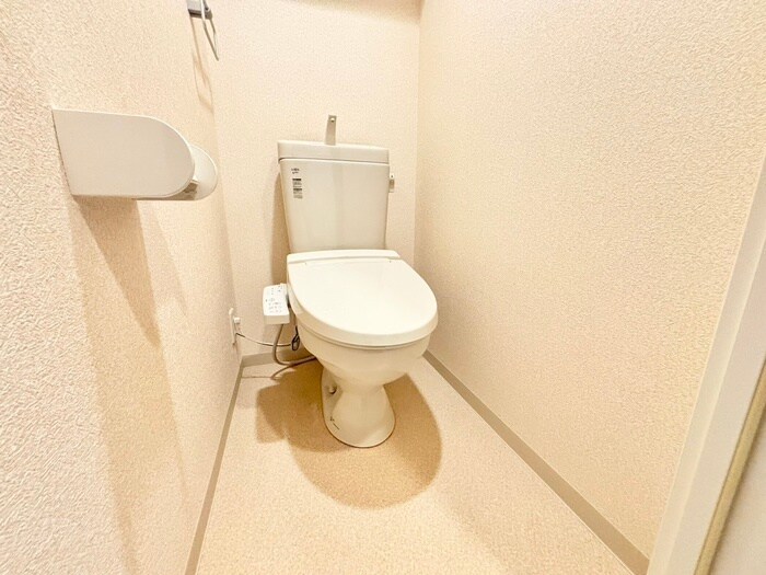 物件内観写真16　(トイレ)