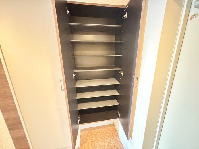 物件内観写真20　(靴箱)