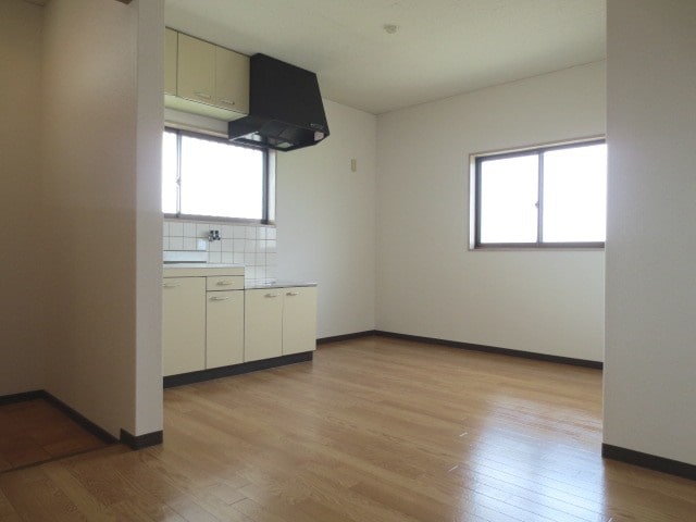 物件内観写真4　(居室)