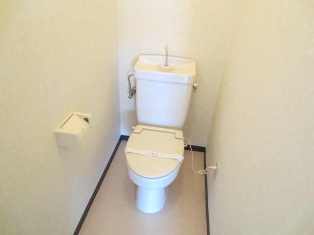 物件内観写真12　(トイレ)