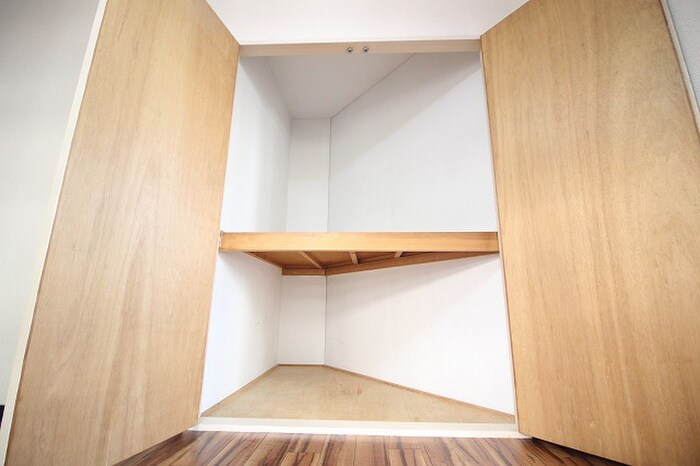 物件内観写真11　(収納)